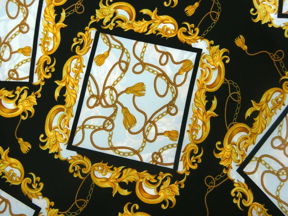 Šatovka s hodvábom čierna "ornamenty"