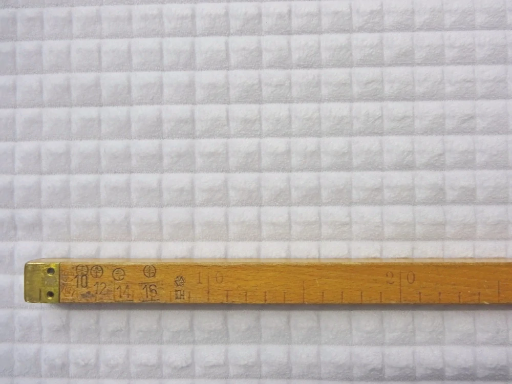 Minky štvorčeky "biele" 