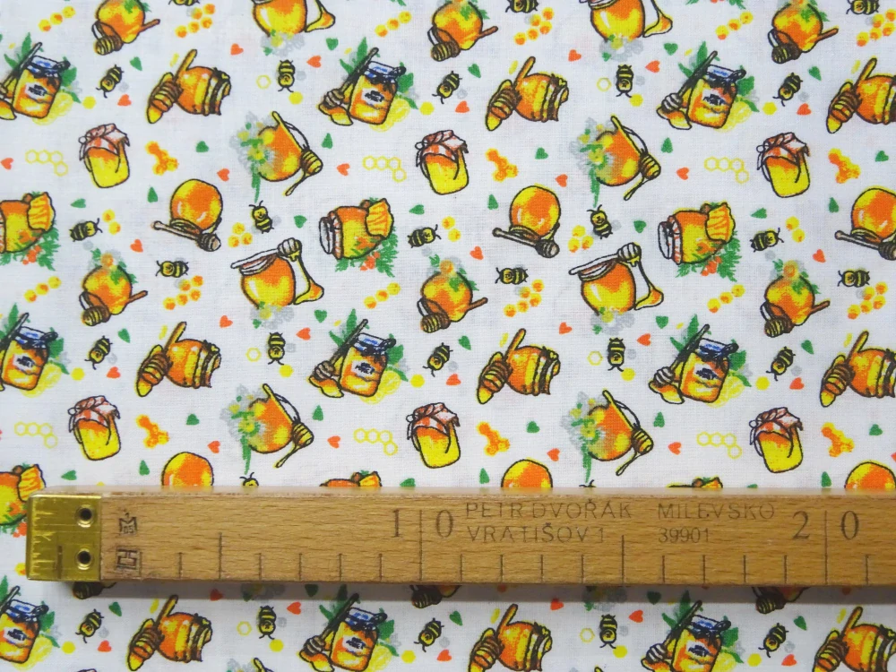 Bavlna biela "med, včielka" 