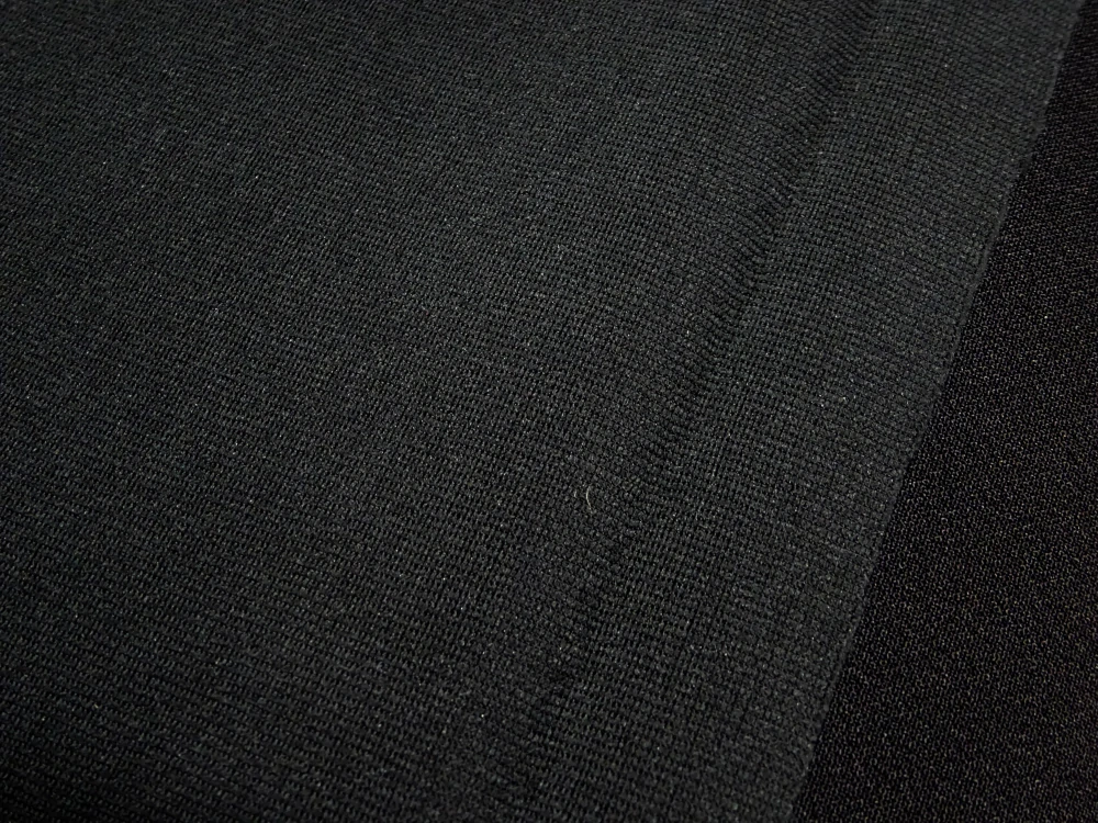 Kostýmovka "čierna" - podlepená 