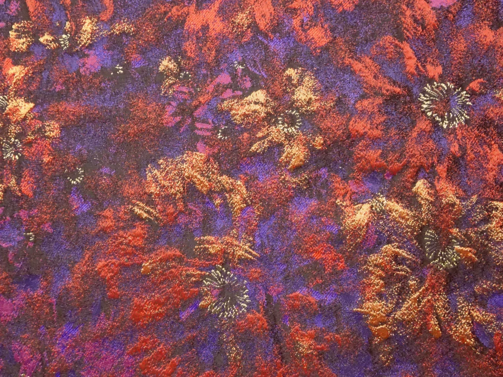 Žakard Frida ružovo-fialový "zlato-červené kvety" 