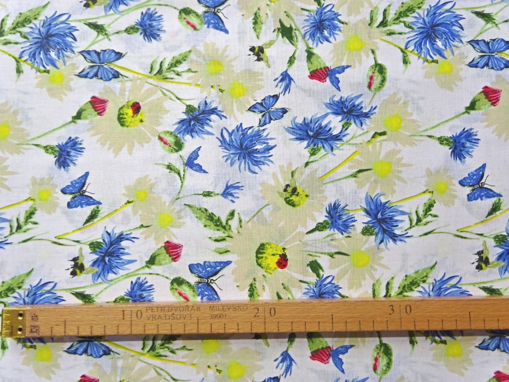 Bavlna biela "modré kvety" 