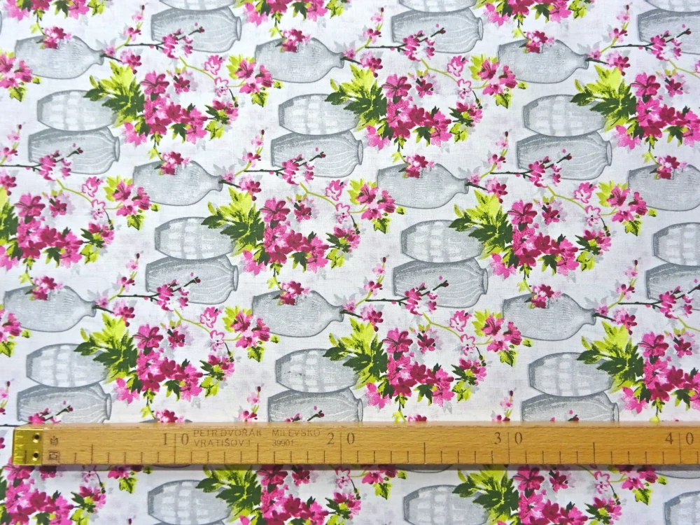 Bavlna biela "váza s ružovými kvetmi" 