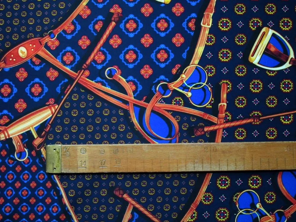 Šatovka Barbora tmavomodrá "konské postroje"