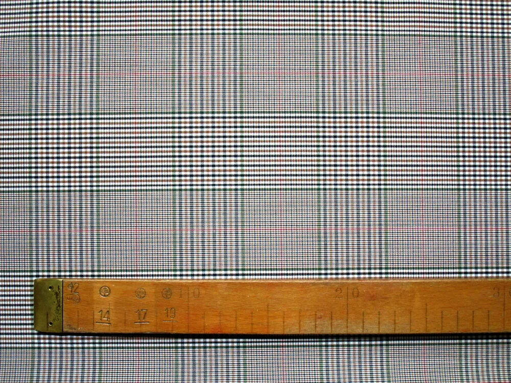 Kostýmovka bielo-hnedá "červeno-zeleno-čierne káro"