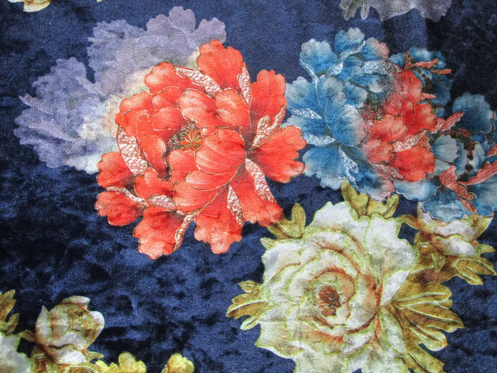 Úplet Velur tmavomodrý "kvety"