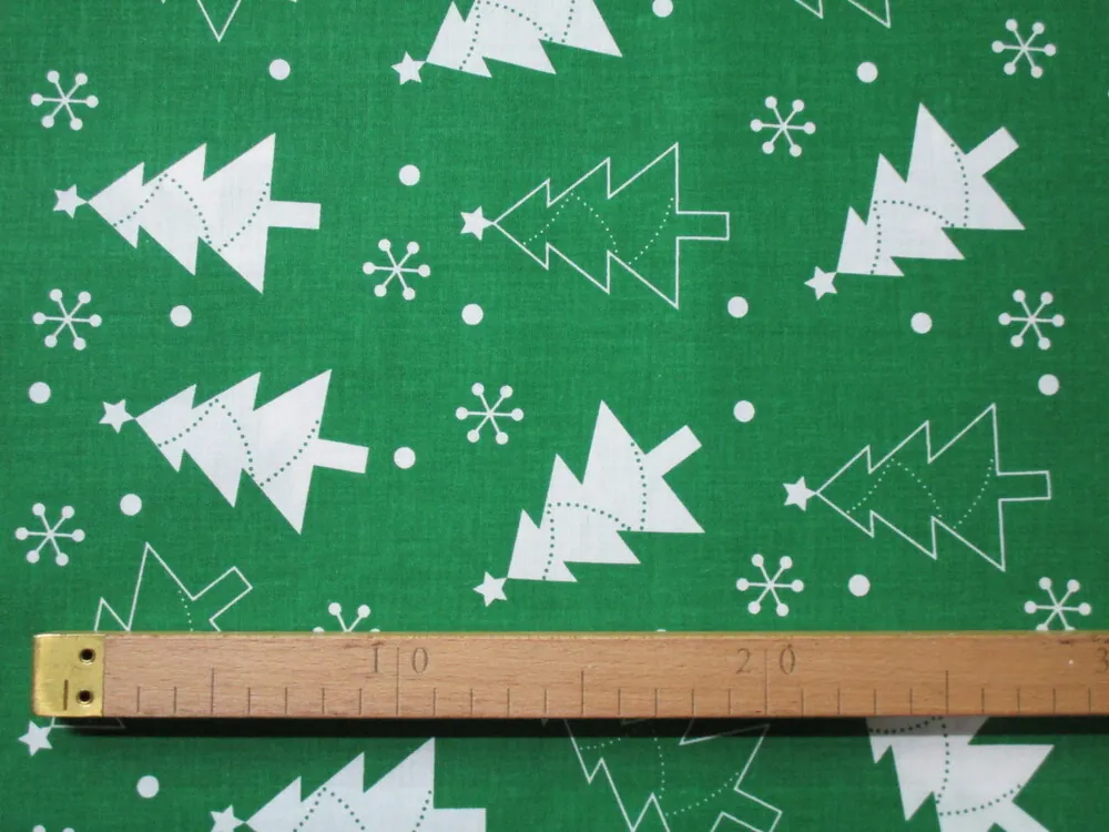 Bavlna zelená "biele stromčeky, vločky, bodky"