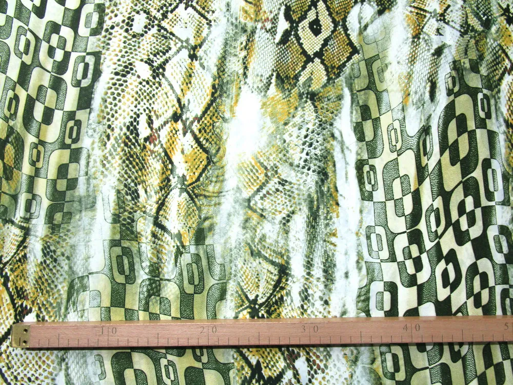 Šatovka s hodvábom žlto-zelenkavá "hadí vzor"