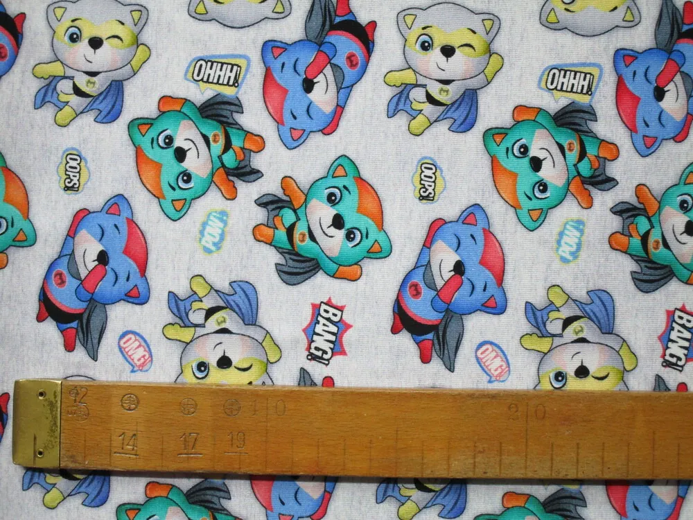 Úplet sivý melír "zvieratká superhrdinovia" - digitálna tlač