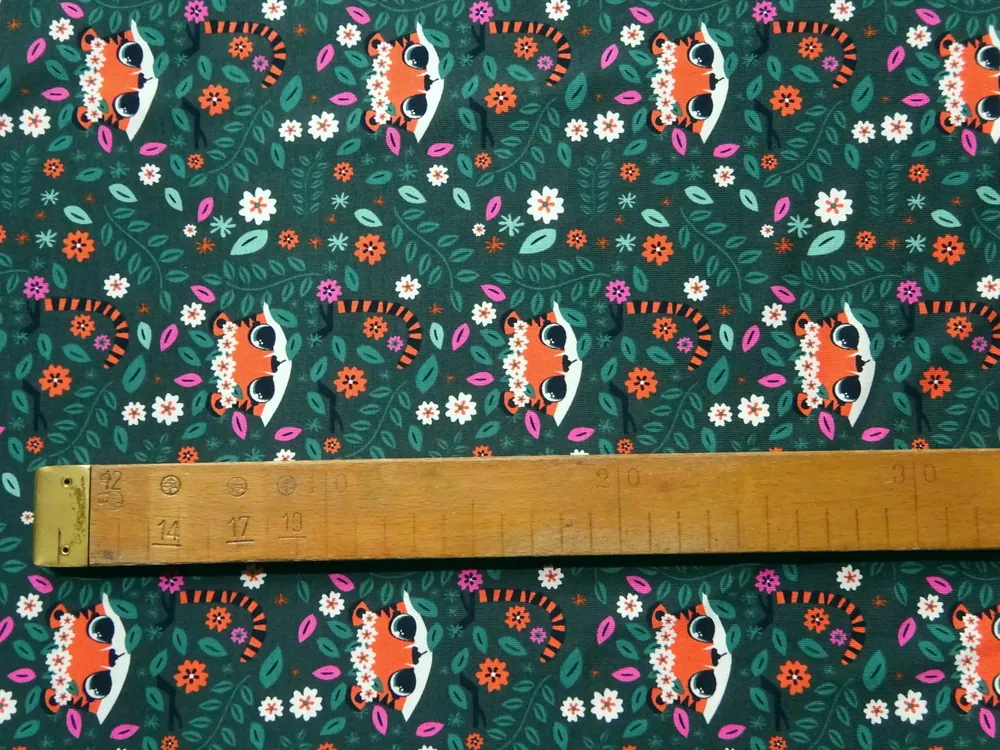 Úplet tmavozelený "tigrík" 