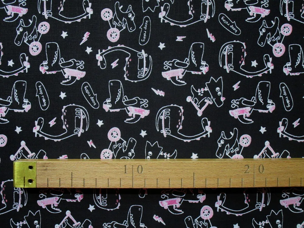 Bavlna čierna "bielo-ružové zvieratká"