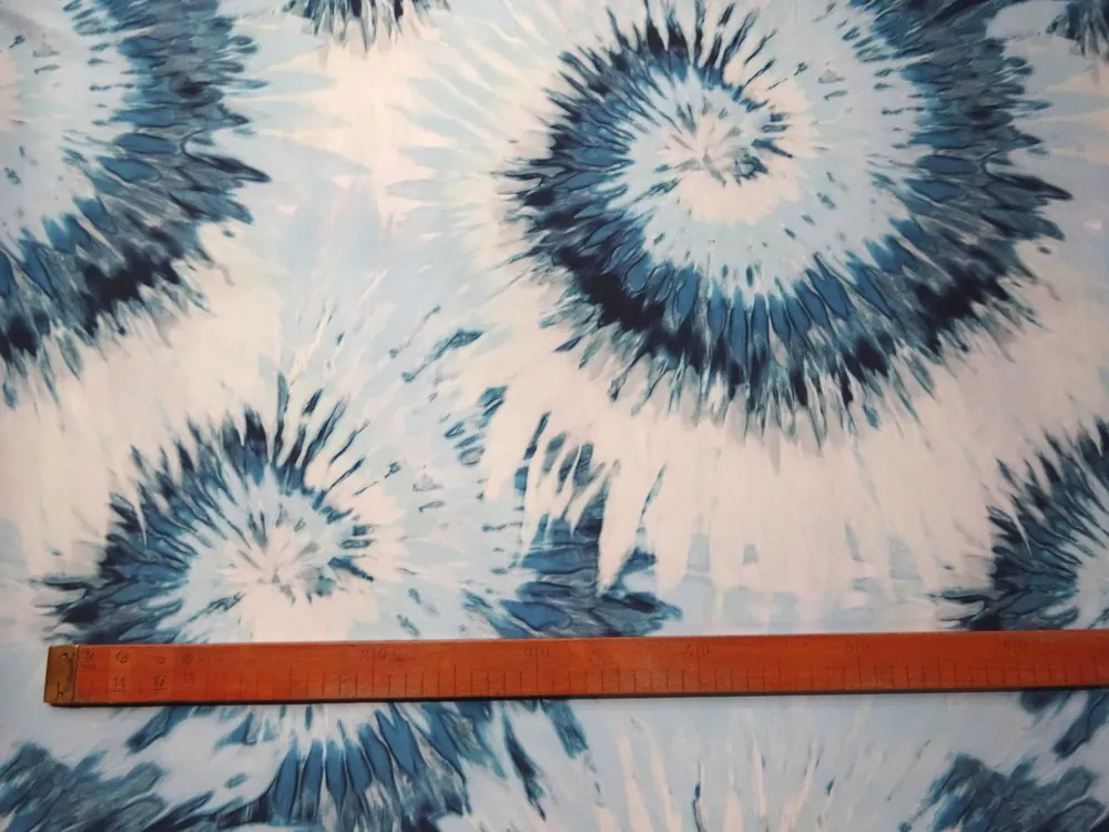 Hodváb modrý "spirale" 