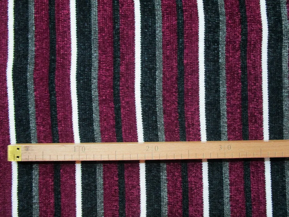 Svetrovina vínová "bielo-sivo-čierny pásik"