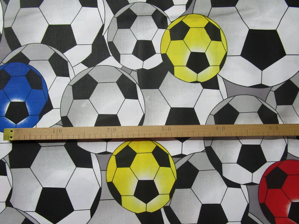 Bavlna biela "veľké futbalové lopty" 