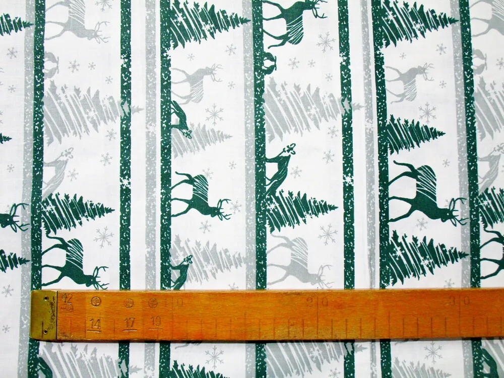 Bavlna biela "sivo-zelený vianočný motív"