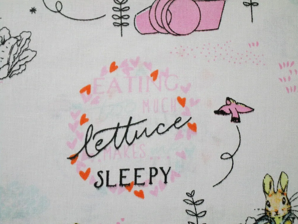 Bavlna biela "zajko v kabátiku, ružový črepník"