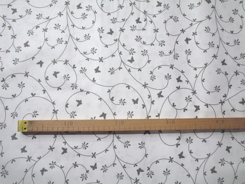 Bavlna biela "sivý motýľ, srdiečko, špirála"