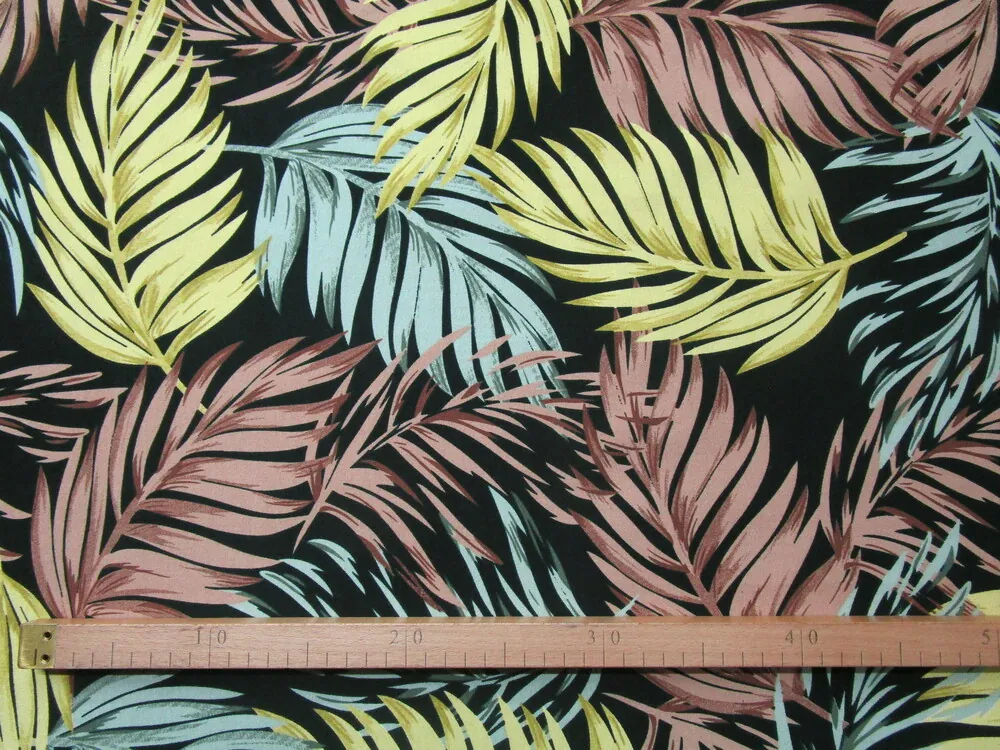 Teplákovina čierna "zelené a hnedé listy"