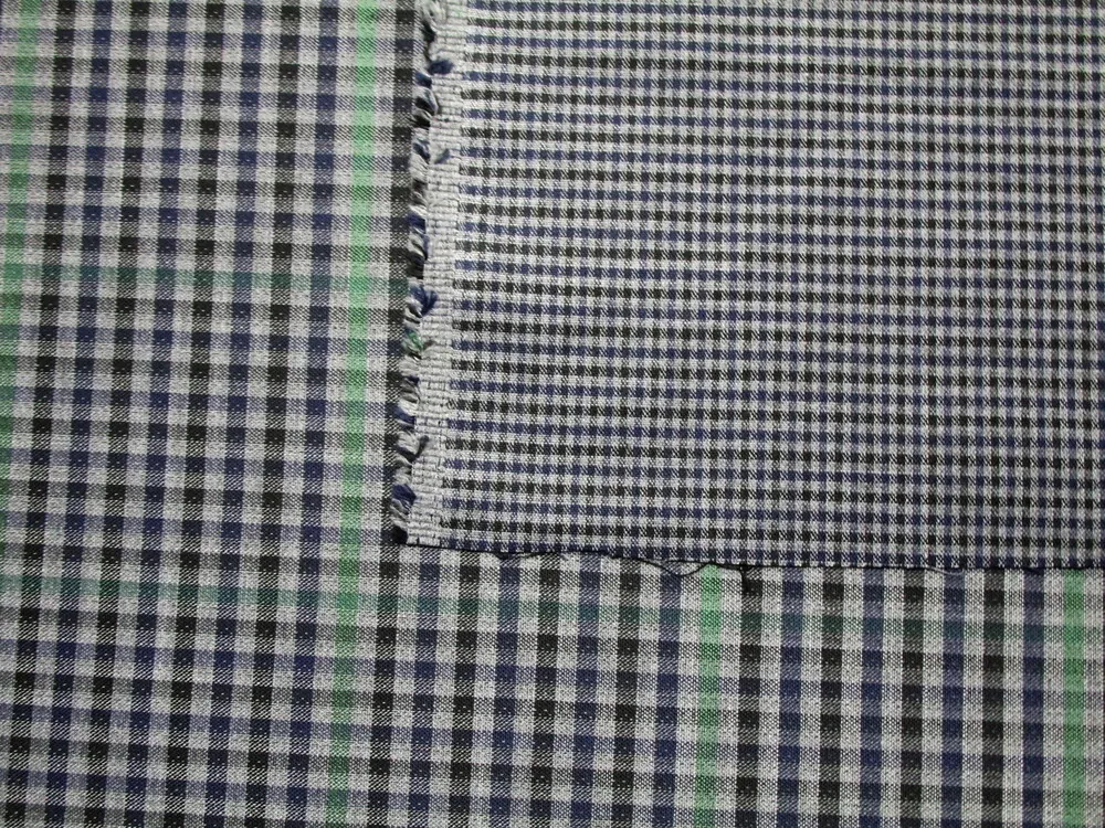 Kostýmovka sivo-modro-zeleno-čierna "kocka" - objstranná