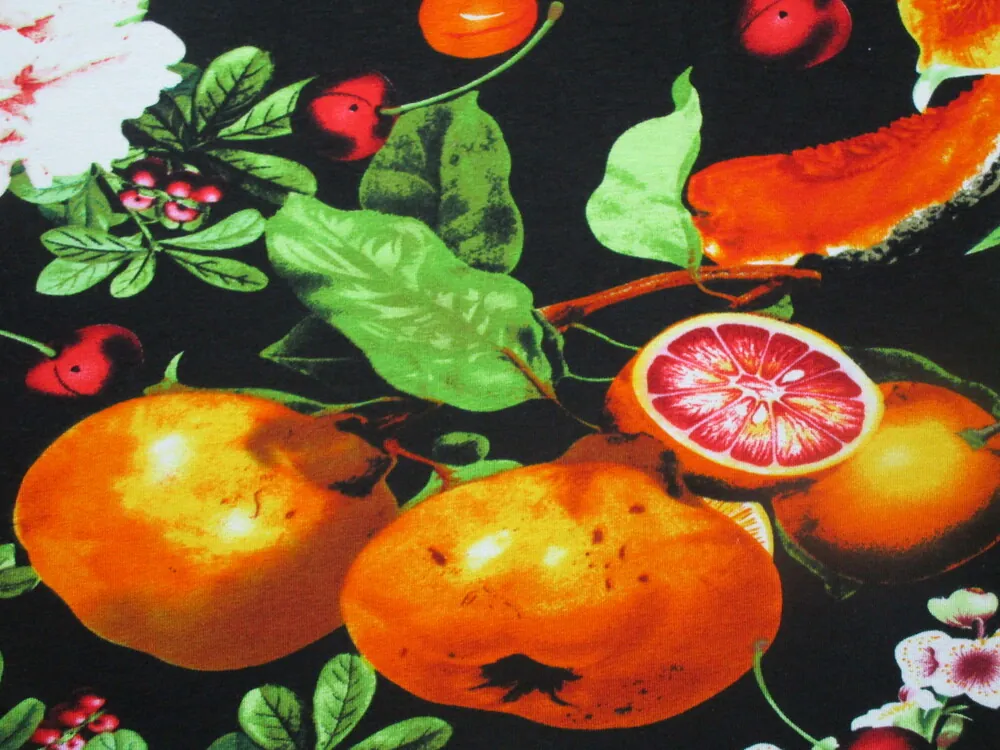 Úplet čierny "ovocie"