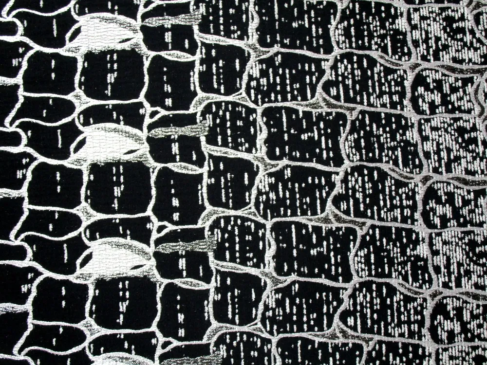 Žakard sivo-čierny "strieborný vzor" - raport