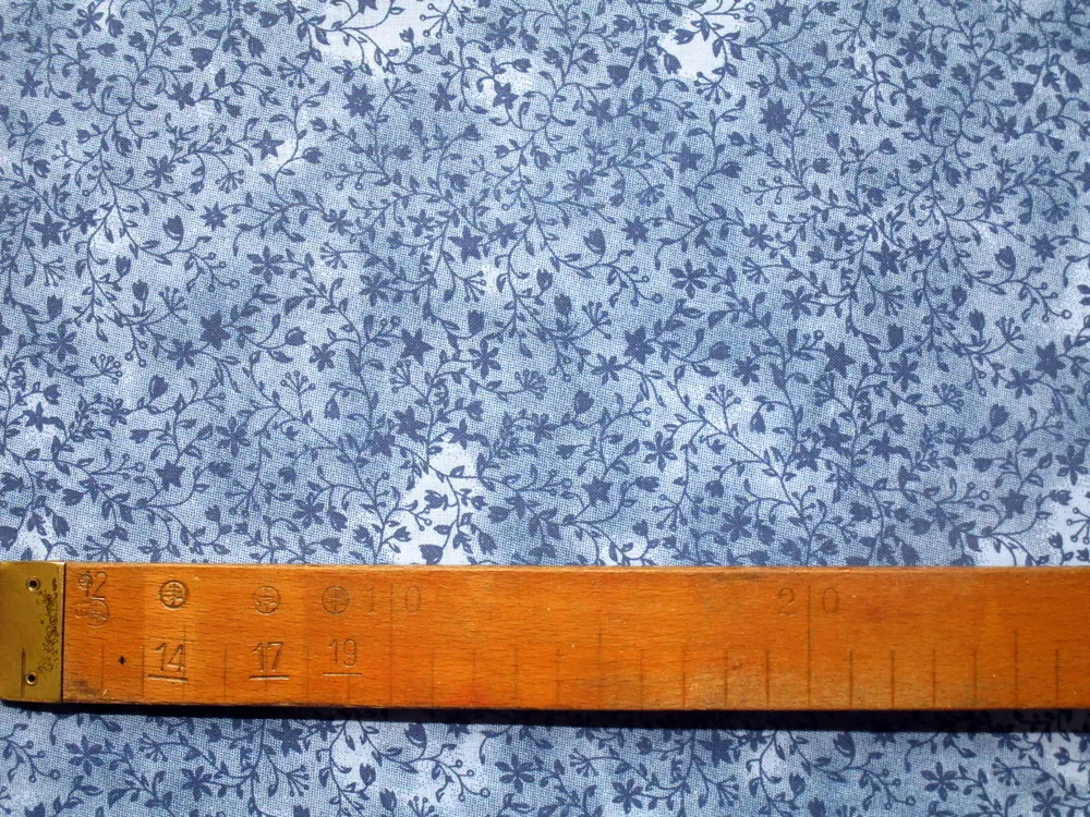 Bavlna modrá batika "modré kvety"