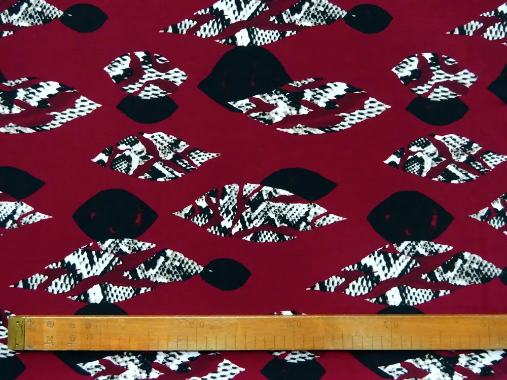 Šatovka vínová "zvierací vzor" 