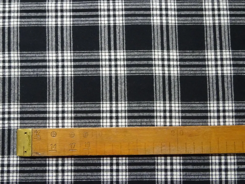 Flanel tkaný čierny "biele káro" 