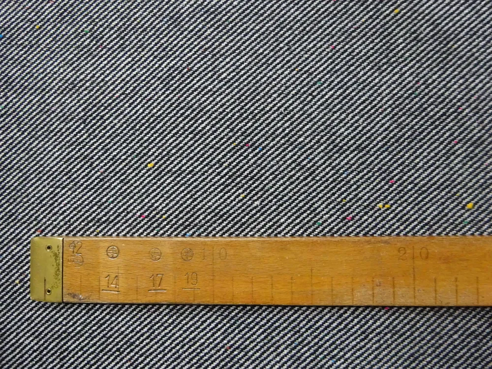 Kabátovina smotanovo-čierna "farebné bodky" 