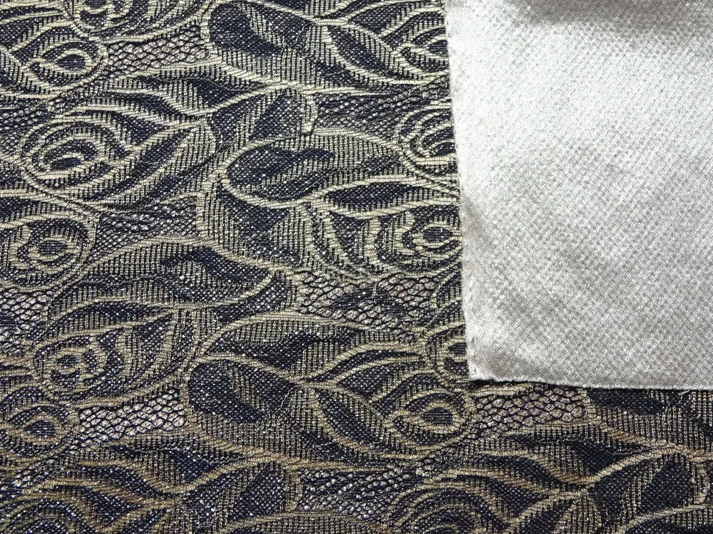 Úplet žakardový púdrový "zlato-tmavomodrý vzor" 