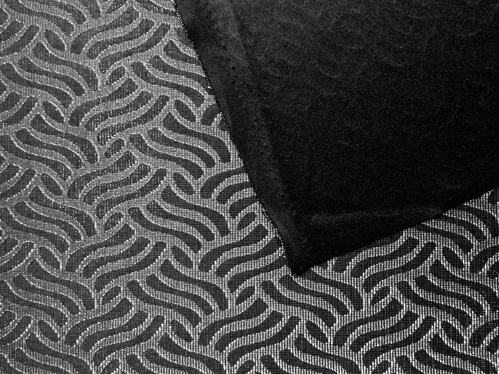 Úplet čierny "tmavostrieborný vzor"