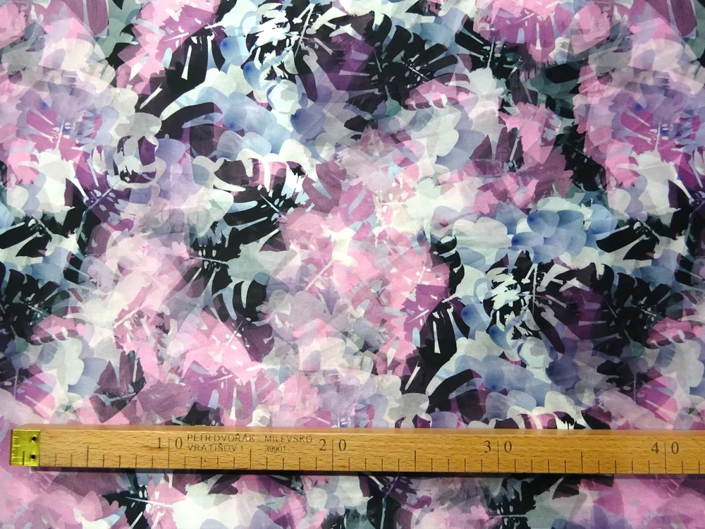 Šatovka ružovo-fialová "čierne listy" 