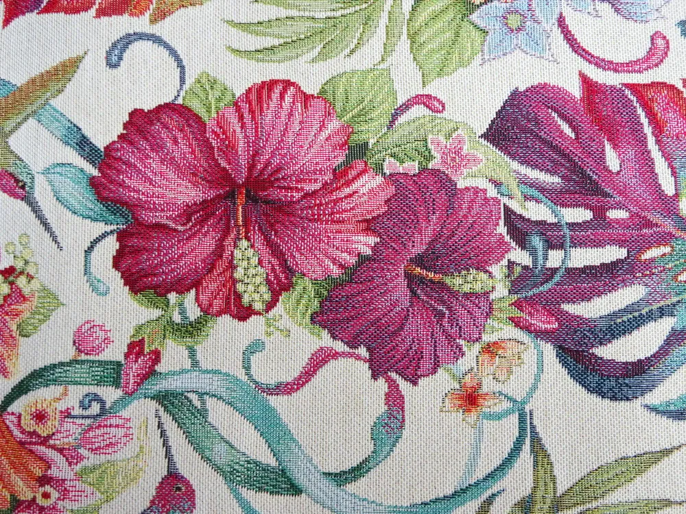 Gobelín prírodný "kvety, listy, vtáčik" 