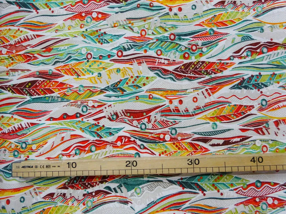 Poťahovka biela "farebné pierka" 