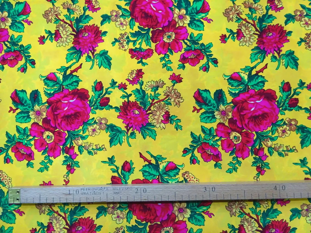 Šatovka žltá "ružovo-červené veľké kvety" - zbytok