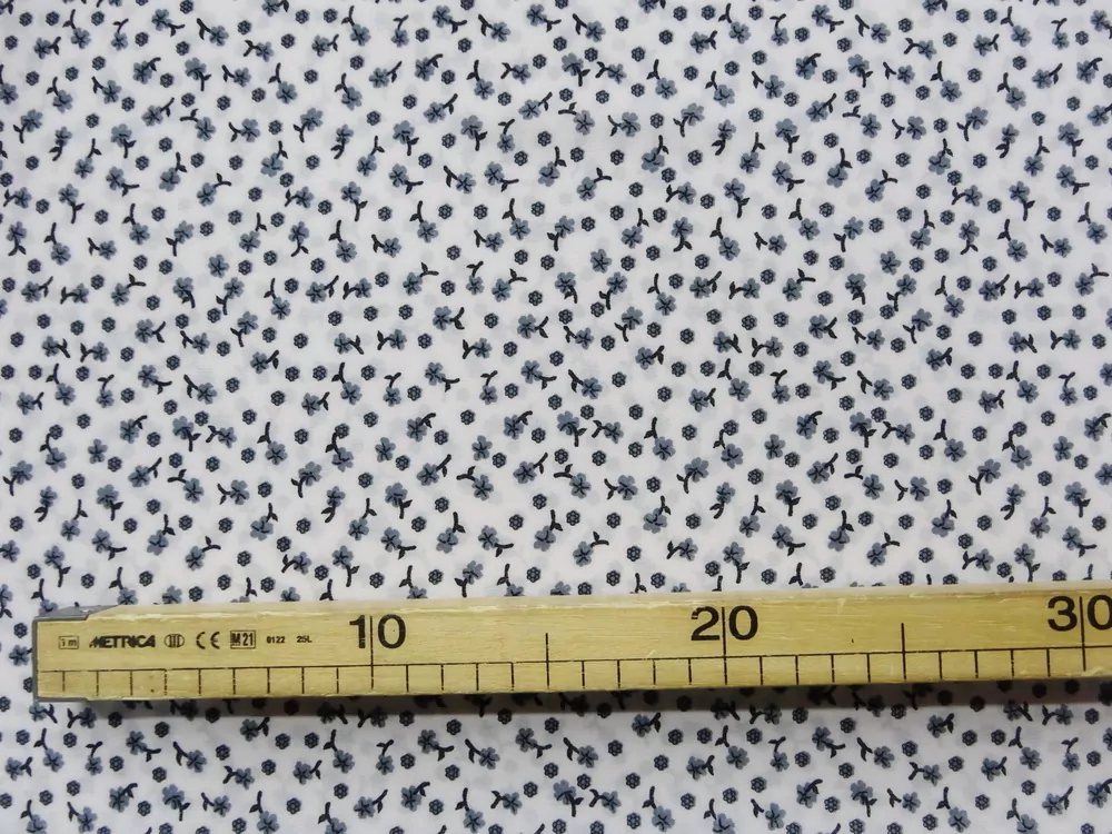 Šatovka biela "drobný sivý kvet"