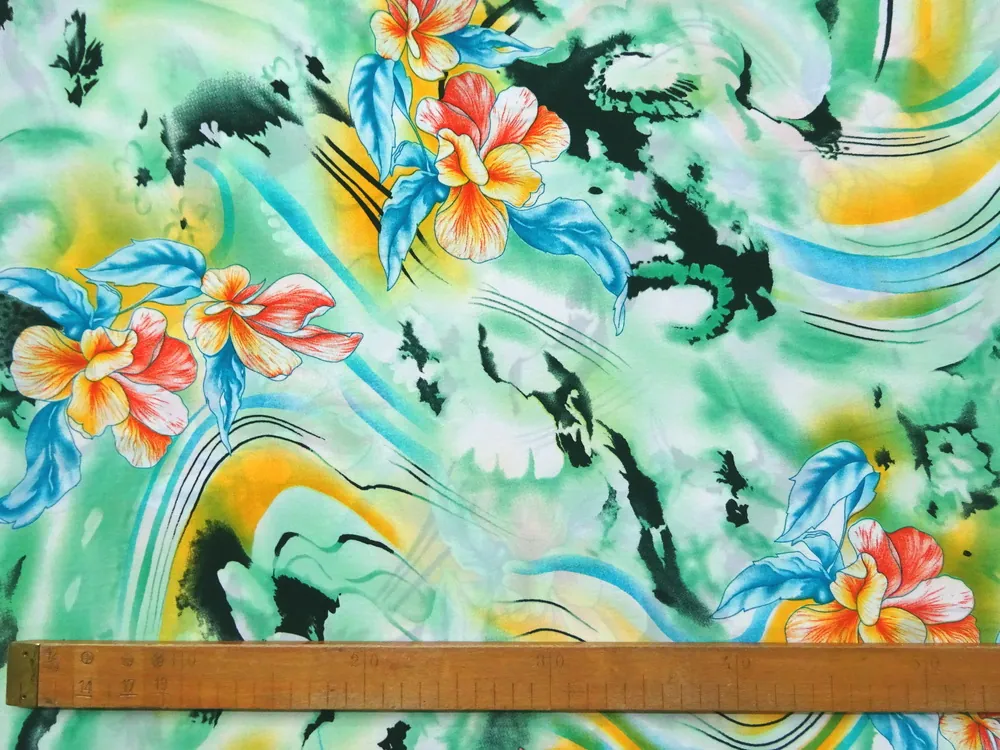 Šatovka zelená "kvety"