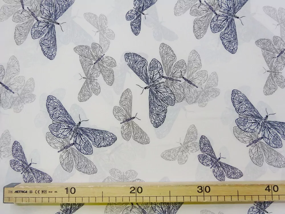 Šifón smotanový "sivý a modrý motýľ"
