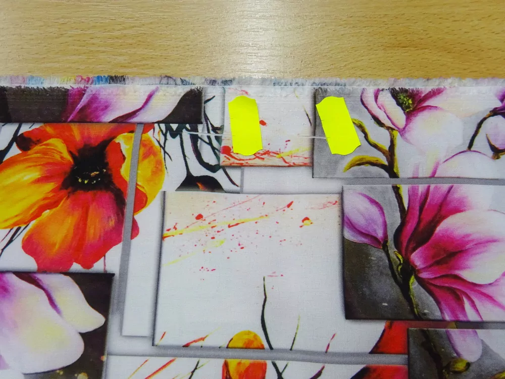 Šatovka s viskózou biela "kvety v obrazoch" 