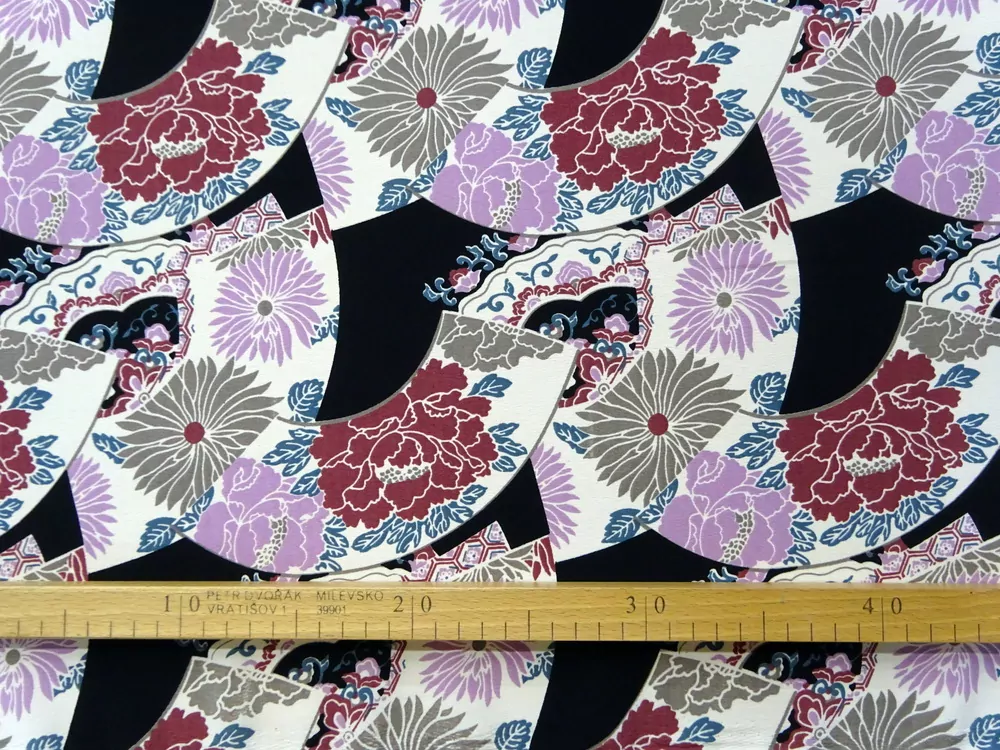 Šatovka smotanová "kvety" 