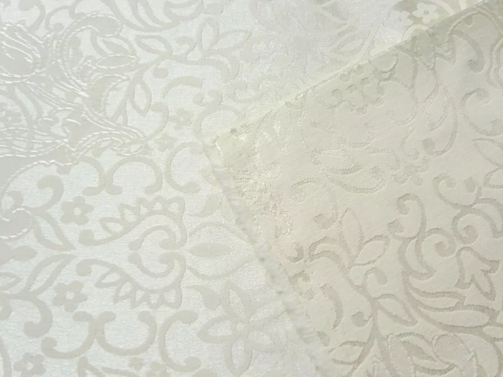 Žakard maslový "jemne plastický vzor"