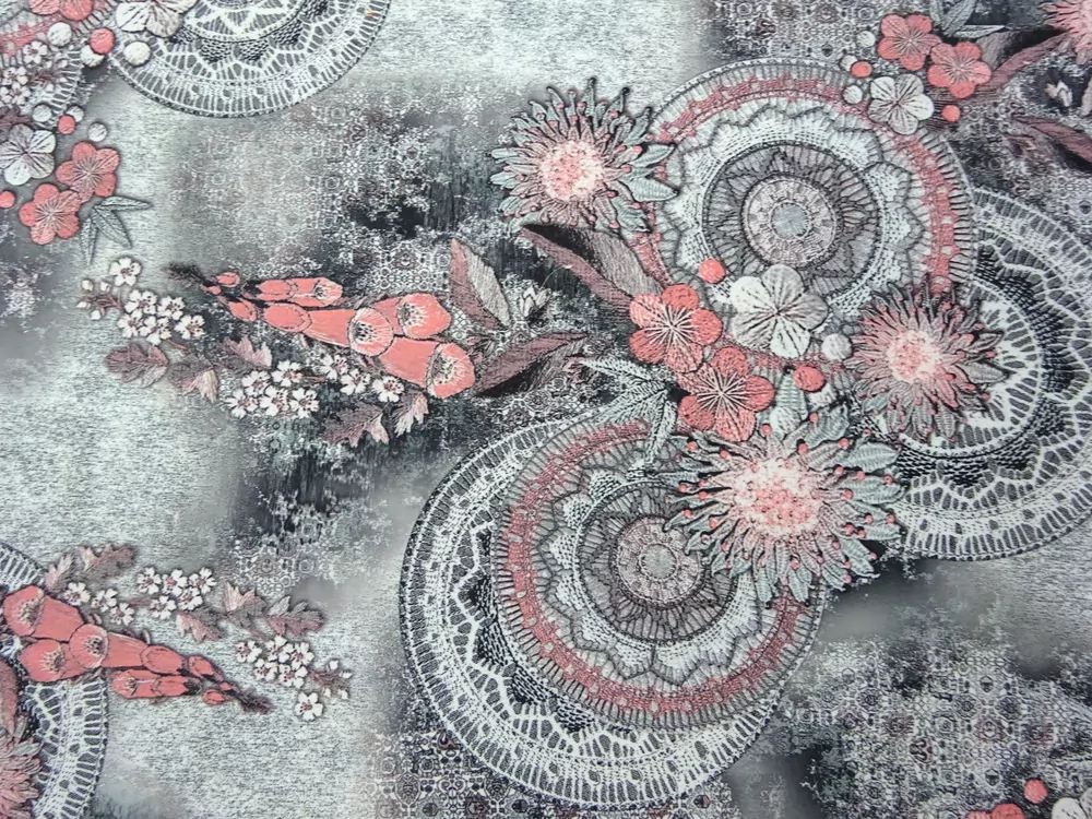 Šatovka Barbora smotanovo-sivá "kvety, mandala"