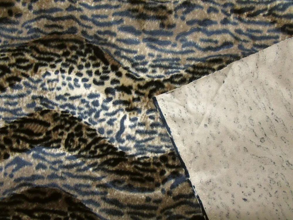 Kožušina béžovo-hnedá "čierny tiger" - nízky vlas