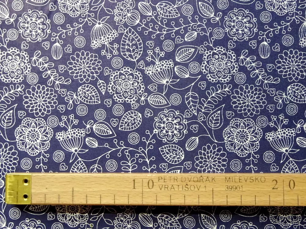 Bavlna tmavomodrá "kvety, listy" 