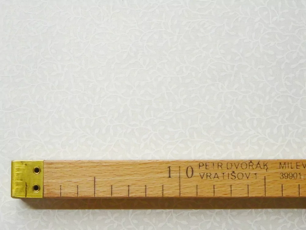 Bavlna smotanová "biele lístky na stonke" 