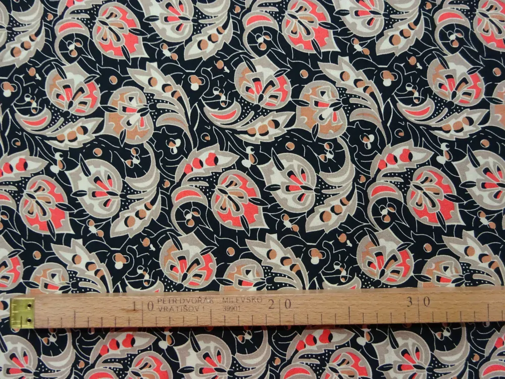 Šatovka čierna "listy" 