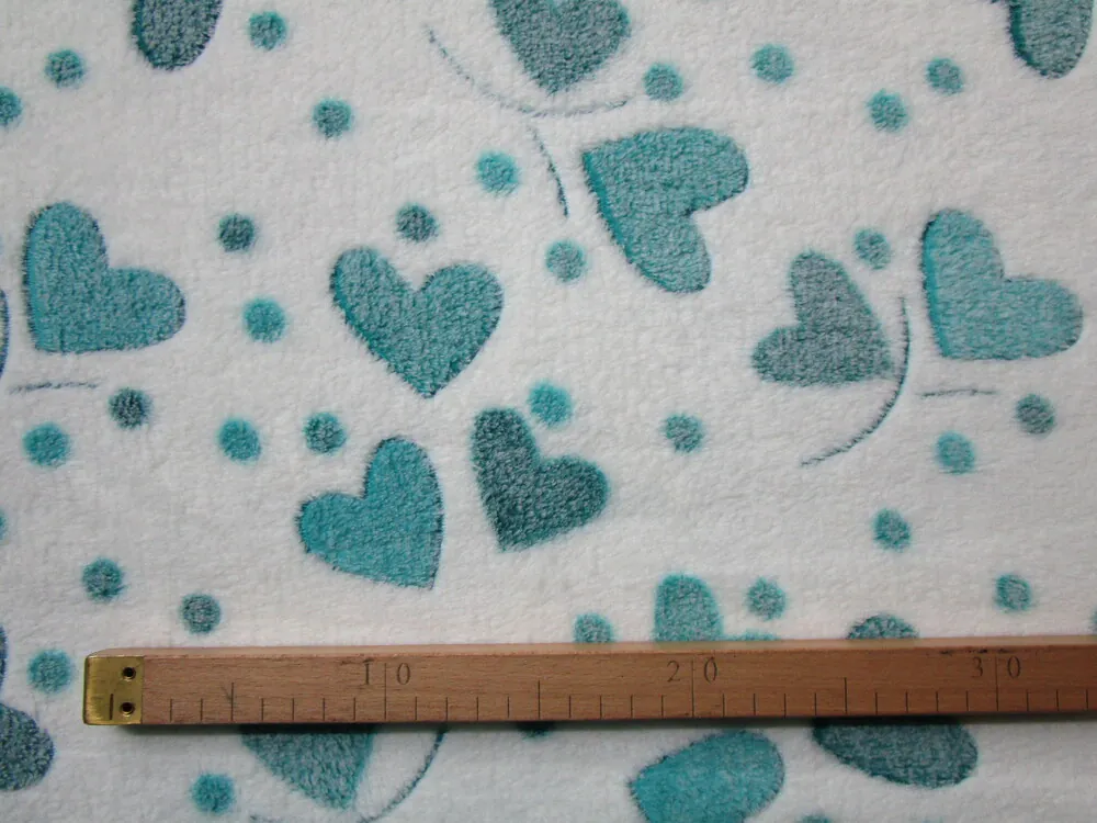 Fleece biely "tyrkysové srdiečka"