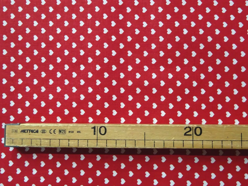 Bavlna tmavočervená "biele srdiečko" 