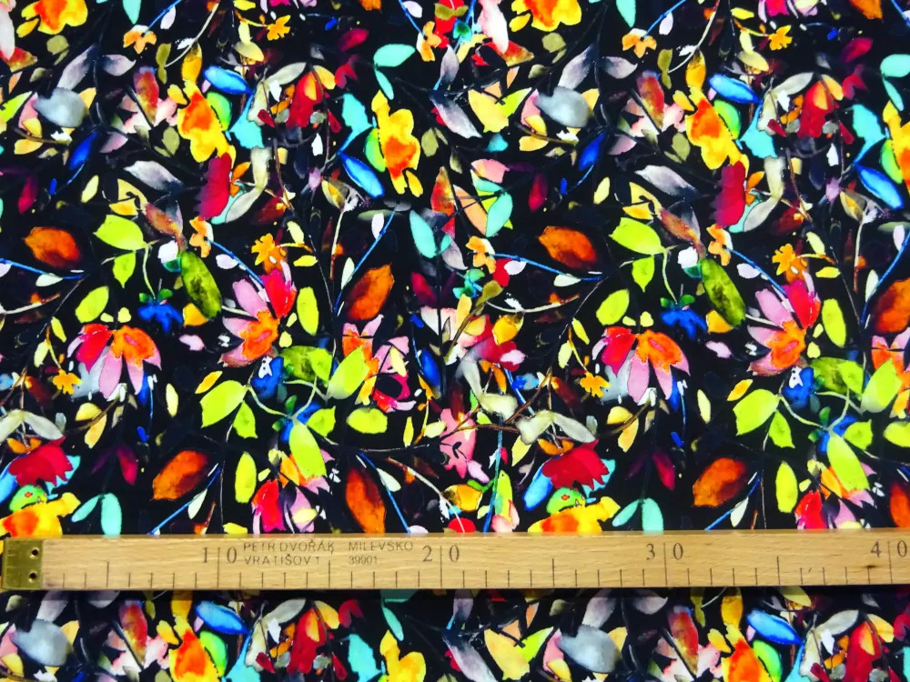 Šatovka čierna "farebné kvety, lístočky" 