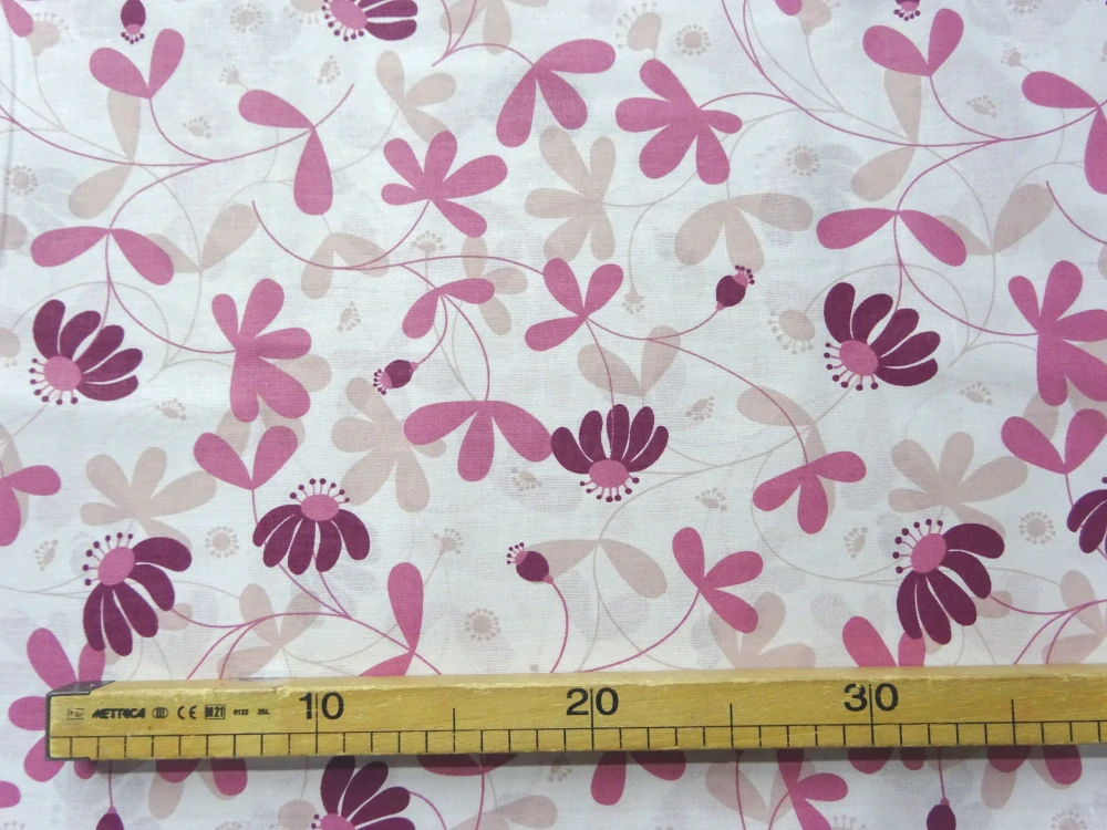 Bavlna biela "ružové kvety" 